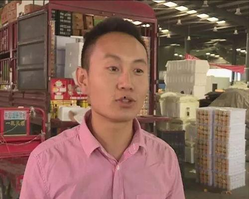 周晨吃瓜群众,吃瓜群众的视角，揭秘娱乐圈风云  第3张