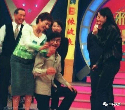 汪峰吃瓜对比图,揭秘明星幕后生活